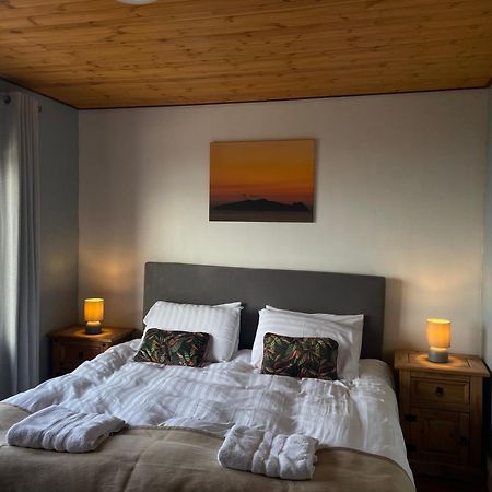 Bed and Breakfast The Coastguard House @ Tigh T.P. Ballydavid Exterior foto