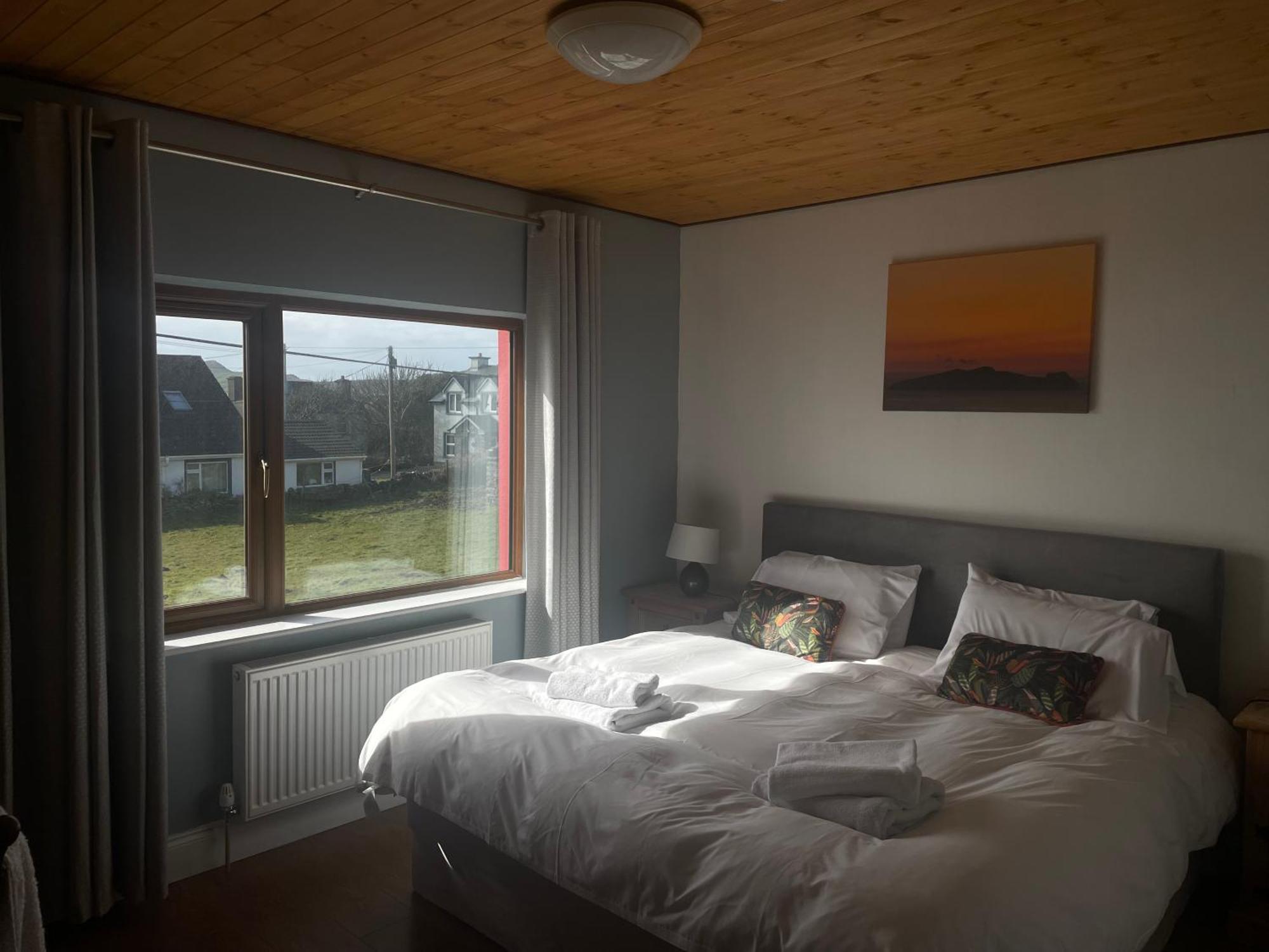 Bed and Breakfast The Coastguard House @ Tigh T.P. Ballydavid Exterior foto