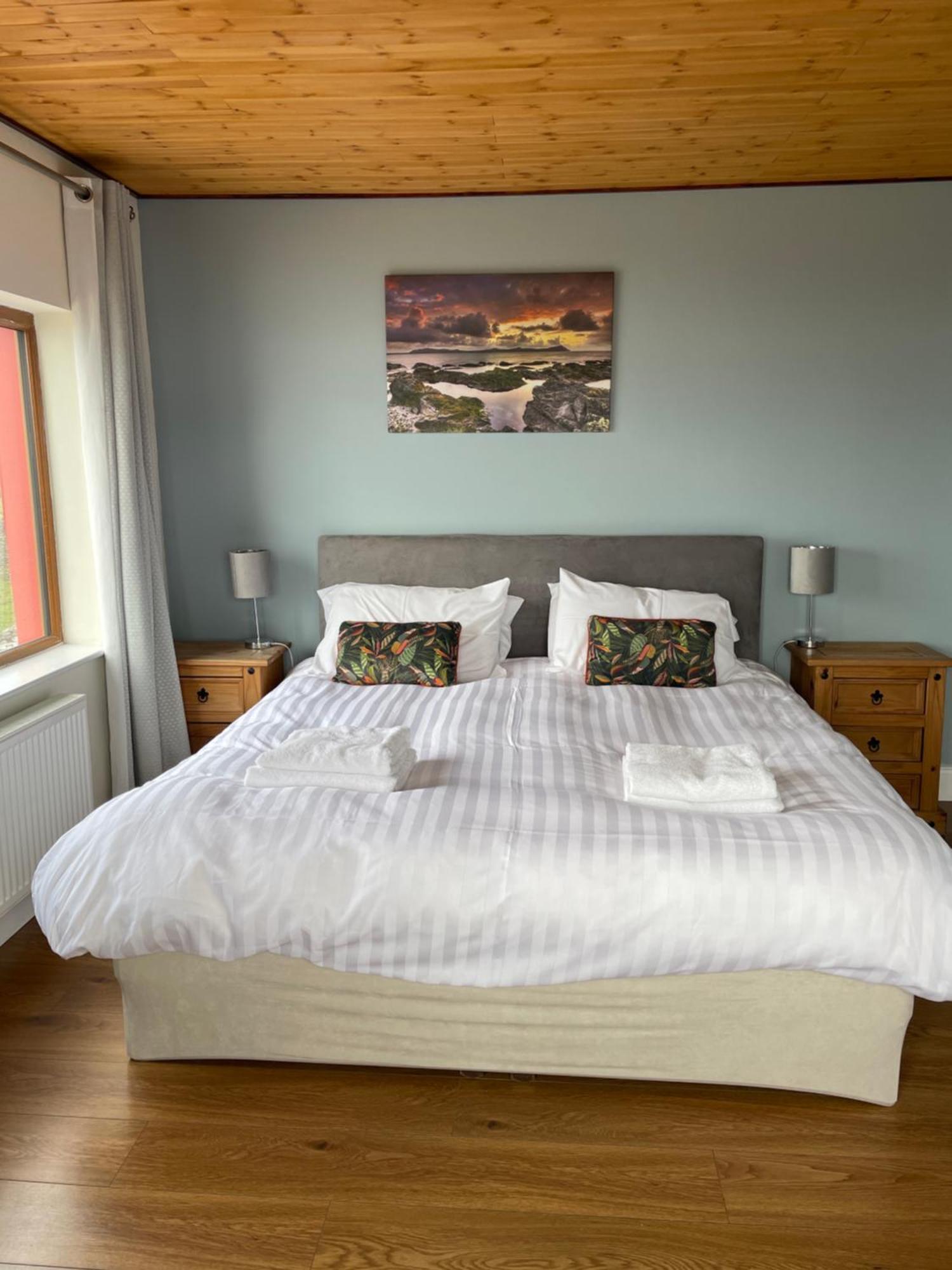 Bed and Breakfast The Coastguard House @ Tigh T.P. Ballydavid Exterior foto