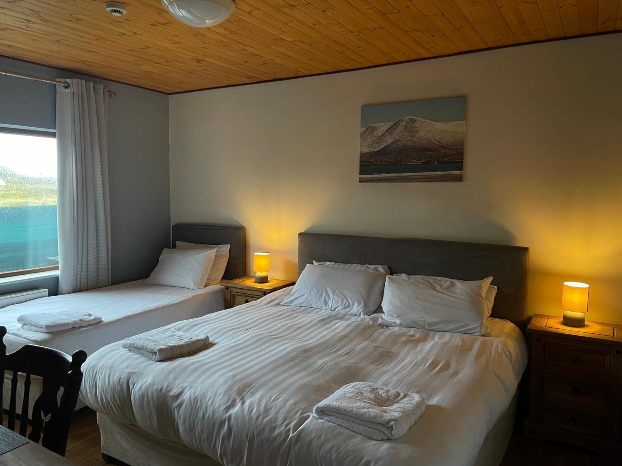 Bed and Breakfast The Coastguard House @ Tigh T.P. Ballydavid Exterior foto